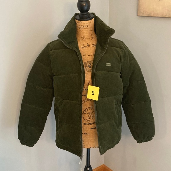 Levi's NWT Green Puffer Corduroy Jacket Women Size Small - Picture 1 of 14